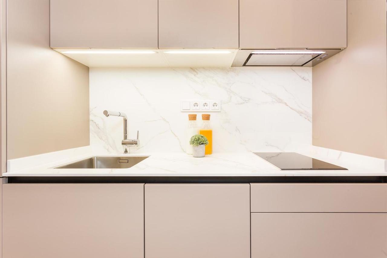 Cozy Apartment Close To Passeig De Gracia 바르셀로나 외부 사진